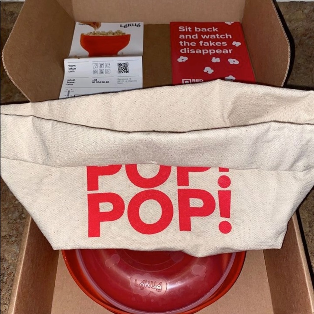 Lekue silicone popcorn maker